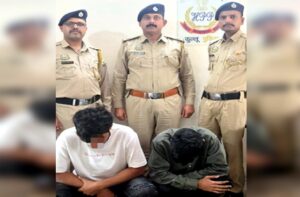 Kullu: मणिकर्ण घाटी में बड़ा खुलासा! स्कूटी सवार दो युवक 202 ग्राम चरस और 41 हजार रुपये के साथ गिरफ्तार