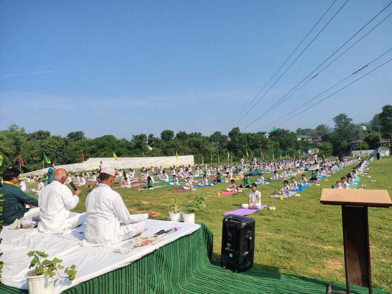 Kangra: पतंजलि योगपीठ हरिद्वार के योग प्रशिक्षकों की मौजूदगी में कांगड़ा इंटरनेशनल स्कूल, शाहपुर में अंतर्राष्ट्रीय योग दिवस 2026 का भव्य आयोजन, स्वस्थ जीवन का दिया संदेश