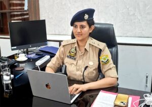 Kangra: नूरपुर की नई एसपी इल्मा अफरोज एक्शन मोड में, नशा और खनन माफिया को दी कड़ी चेतावनी