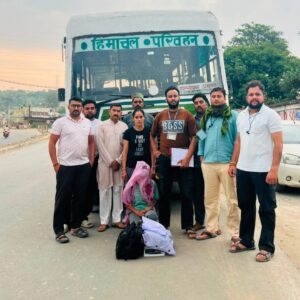 Kangra: नूरपुर पुलिस की बड़ी कामयाबी! HRTC बस में सफर कर रही 19 वर्षीय युवती के बैग से 1 किलो से ज्यादा चरस बरामद