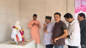 Kangra: संत कबीर जयंती पर बोले केवल सिंह पठानिया, कहा- कबीर की शिक्षाएं आज भी समाज के लिए हैं सबसे बड़ी प्रेरणा