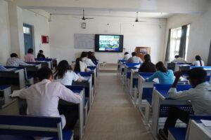 Kangra: द्रोणाचार्य पीजी कॉलेज में उत्कृष्ट स्कॉलरशिप टेस्ट-2026 आयोजित, 60 से अधिक विद्यार्थियों ने लिया भाग