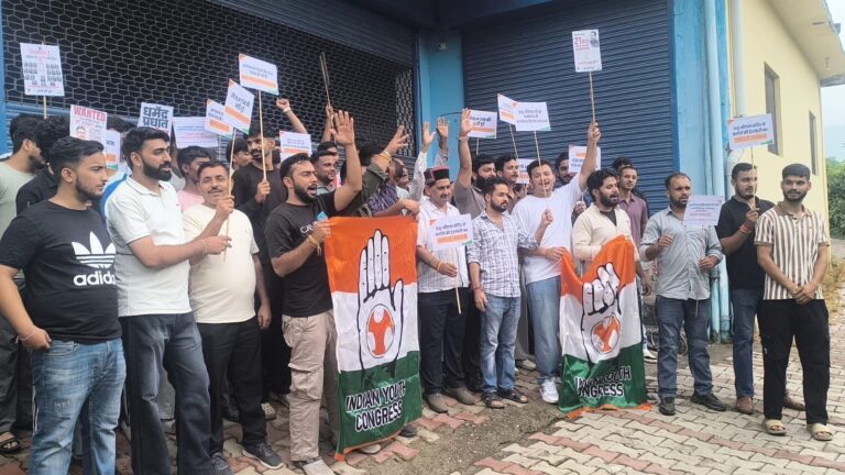 Kangra: शाहपुर में गरजे केवल सिंह पठानिया, बोले- युवा कांग्रेस पूरी तरह एकजुट; युवाओं के भविष्य के लिए काम कर रही सुक्खू सरकार