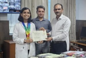 Himachal: हिमाचल की बेटी ने फिर किया कमाल! लगातार दूसरी बार राष्ट्रीय मेडिकल कॉन्फ्रेंस में जीता गोल्ड मेडल