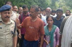 Kangra: 3 दिन से लापता युवक का खंडहर में मिला गला-सड़ा शव, मोबाइल भी बरामद, कांगड़ा में सनसनी