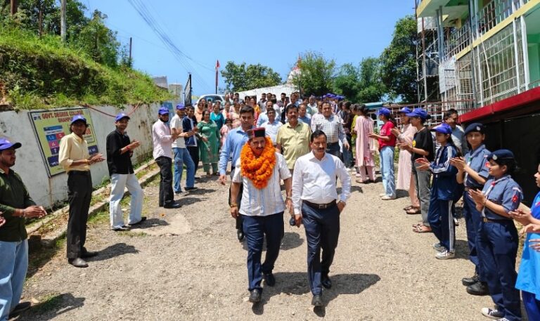 Shahpur: सरस्वती वंदना और हवन से नए शैक्षणिक सत्र की शुरुआत, कॉलेज में शुरू होगी B.Voc की पढ़ाई; विधायक केवल सिंह पठानिया ने किया बड़ा ऐलान
