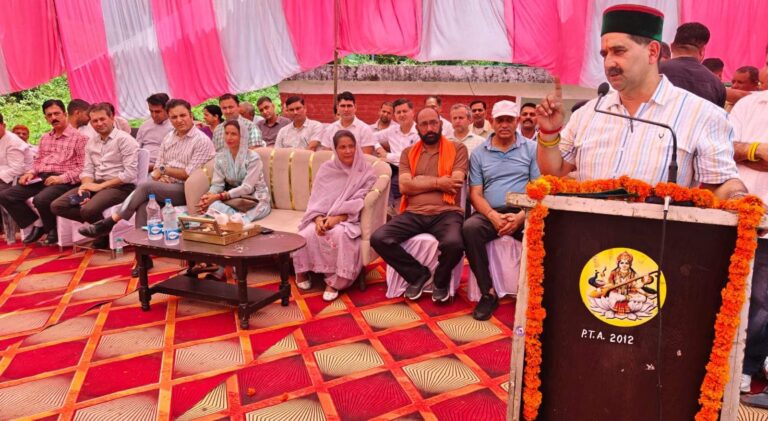 Kangra: क्यारी पंचायत को मिली बड़ी सौगात, नया भव्य पंचायत भवन बनेगा; विधायक केवल सिंह पठानिया ने करोड़ों के विकास की दिशा में किए अहम ऐलान