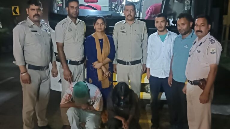 वोल्वो बस में 143 ग्राम चिट्टा बरामद, मंडी पुलिस ने युवक-युवती को किया गिरफ्तार