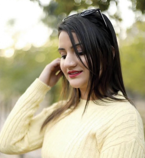 मिंजर मेले की खुशियां मातम में बदलीं, घर लौट रही कीर्ति की सड़क हादसे में मौत, वकील बनने का सपना रह गया अधूरा