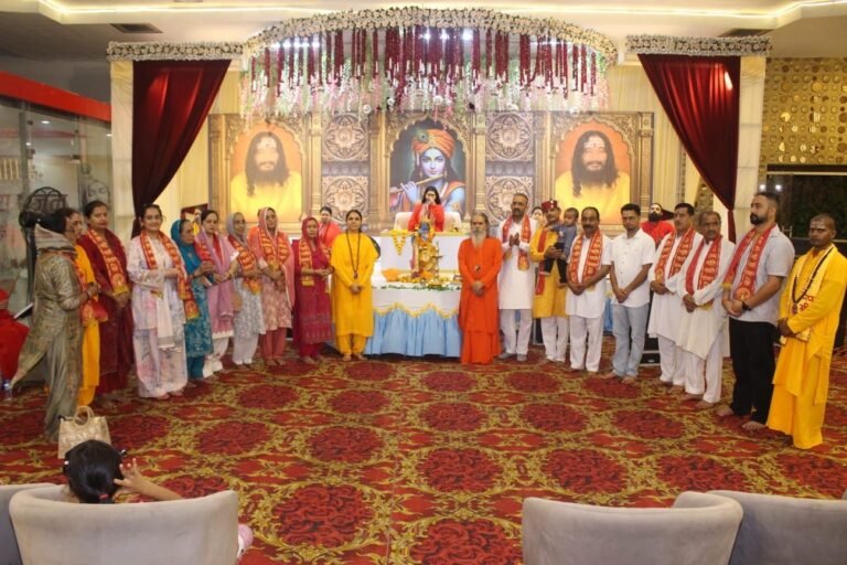 प्रभु भक्ति के लिए क्यों जरूरी है पूर्ण गुरु? शाहपुर में साध्वी भाग्यश्री भारती ने ध्रुव प्रसंग से समझाया महत्व