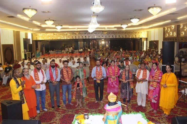 शाहपुर में श्रीमद्भागवत कथा के तीसरे दिन साध्वी भाग्यश्री भारती ने सुनाया भक्त प्रह्लाद का प्रसंग, अटूट भक्ति और मां के संस्कारों का बताया महत्व