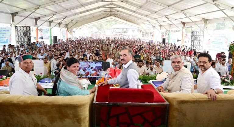 Kangra: देहरा में बड़ा ऐलान: भूमिगत यूटिलिटी डक्ट से लेकर बनखंडी जूलॉजिकल पार्क तक, CM सुक्खू ने की कई घोषणाएं; 800 मछुआरों को भी मिली मदद