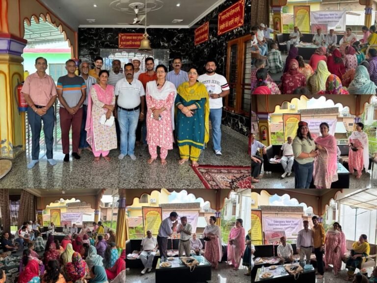 Kangra Disaster Relief: शाहपुर में आपदा प्रभावित परिवारों को मिली राहत सामग्री, सोलर लालटेन से लेकर मैट्रेस और हाइजीन किट तक बांटी गई