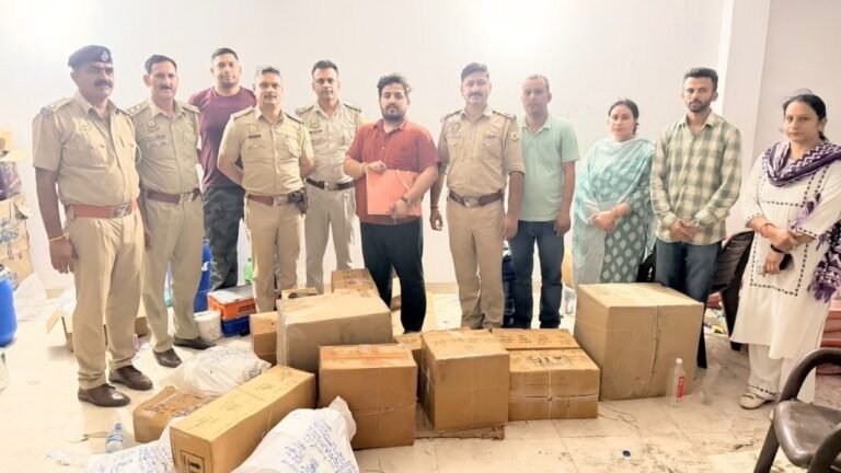 बद्दी में बंद गोदाम पर देर रात छापा, 4 लाख प्रतिबंधित दवाएं और इंजेक्शन बरामद; कारोबारी पर NDPS एक्ट में केस