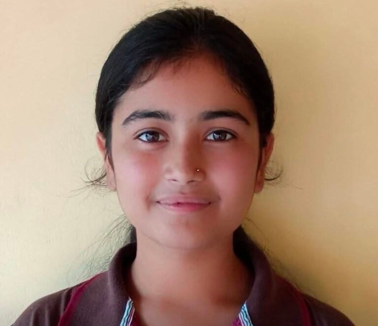 NEET में सफलता के बाद शिखा शर्मा को IGMC शिमला में MBBS सीट, नगरोटा बगवां की खरठ पंचायत का बढ़ाया मान