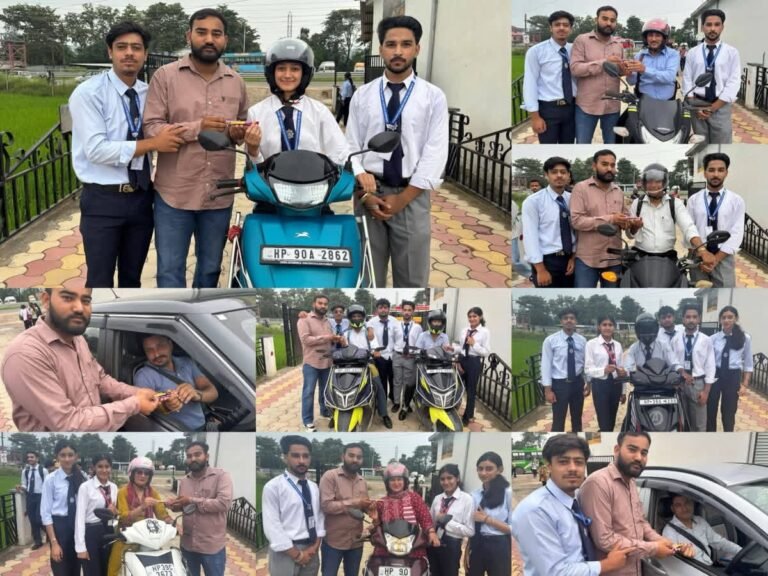 Kangra: बिना हेलमेट और सीट बेल्ट वालों को मिली सीख, नियम मानने वालों को मिला इनाम! द्रोणाचार्य पीजी कॉलेज ऑफ एजुकेशन, रैत का अनोखा सड़क सुरक्षा अभियान चर्चा में