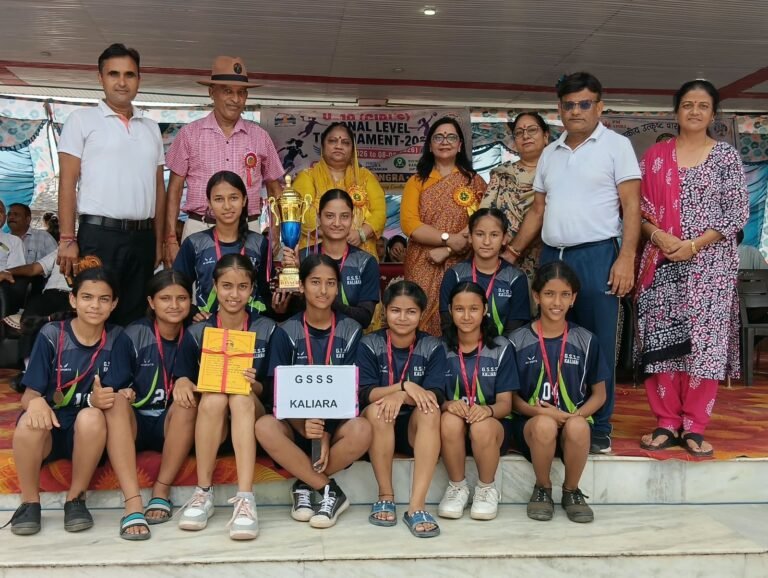 Kangra: हारचक्कियां में अंडर-19 लड़कियों की जोनल प्रतियोगिता का रोमांचक फाइनल, कबड्डी में कलियाडा ने मारी बाजी; जानें किस स्कूल ने कौन सा खिताब जीता