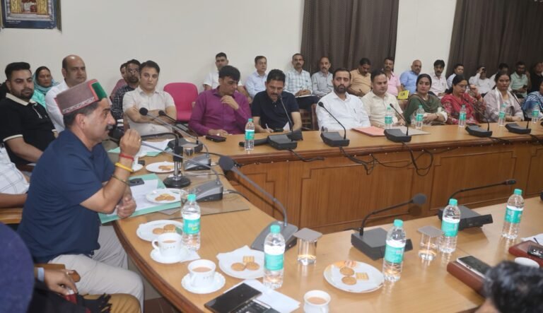 Kangra: डल झील मेले का 16 सितंबर को महाआरती से होगा भव्य आगाज, श्रद्धालुओं के लिए खास इंतजाम; 15 तक पूरी होंगी सभी तैयारियां