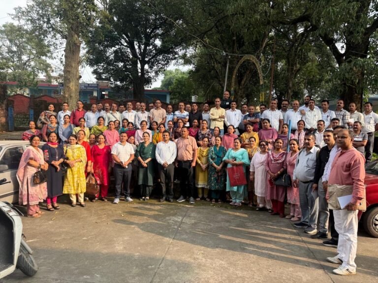 Kangra: रैत में प्राथमिक शिक्षकों की नवाचार कार्यशाला का समापन, 84 शिक्षकों ने अलग-अलग गतिविधियों पर दी प्रस्तुतियां