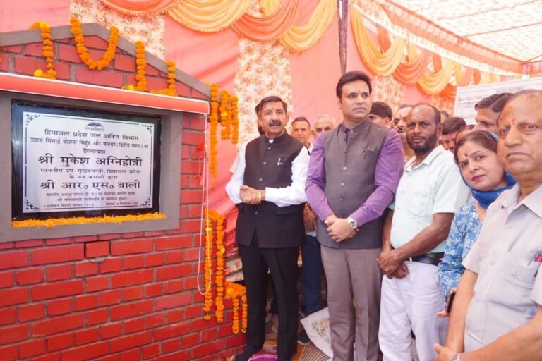 HRTC में चालकों-परिचालकों की होगी भर्ती, नगरोटा बगवां में 150 करोड़ की योजनाओं का शिलान्यास-लोकार्पण; 10 इलेक्ट्रिक बसें रवाना