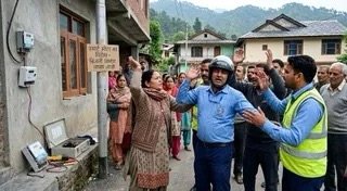 हमीरपुर में Smart Meter लगाने को लेकर बवाल, महिला पर JE को थप्पड़ मारने का आरोप; पुलिस ने दर्ज किया मामला