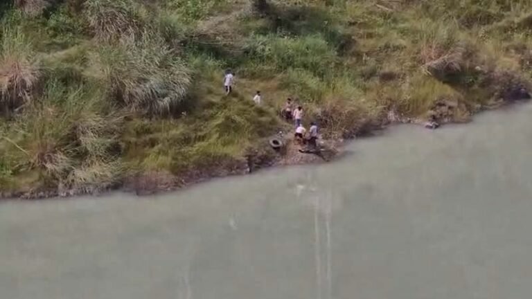 Mandi: सुंदरनगर में डैहर पुल से सतलुज में छलांग, 38 वर्षीय महिला की मौत; बरमाणा पुलिस करेगी आगामी कार्रवाई
