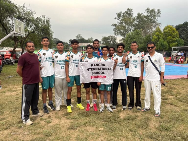 Kangra: कांगड़ा इंटरनेशनल स्कूल शाहपुर का शानदार प्रदर्शन, G.S.S.S. बोह को दोनों सेटों में हराकर राउंड-2 क्वार्टर फाइनल जीता; सेमीफाइनल में एंट्री