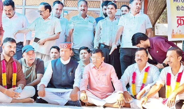 घुमारवीं में बिंदल का सरकार पर हमला, बोले- माफिया पर कार्रवाई नहीं और शिकायत करने पर FIR; धर्मपुर में भी साधा निशाना
