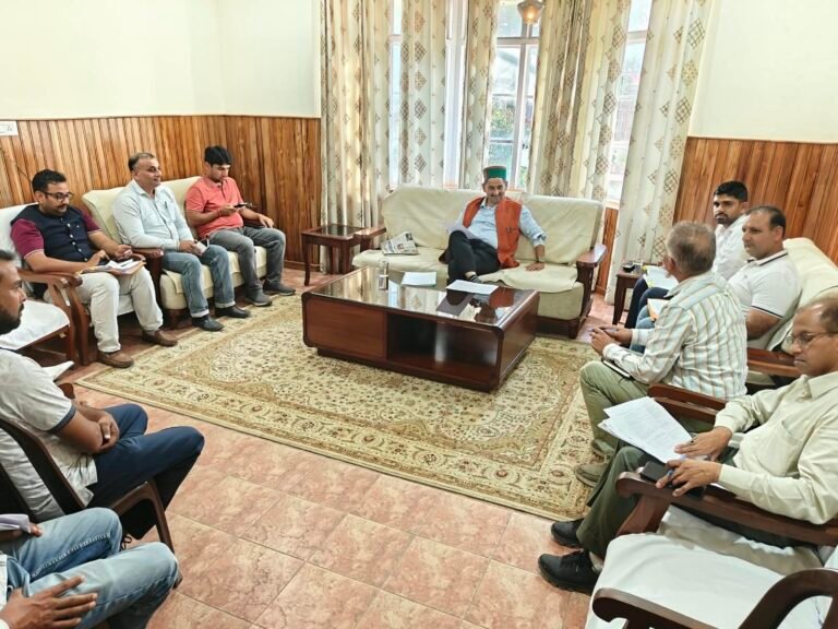 Kangra: शाहपुर में 78 करोड़ के विकास कार्यों को रफ्तार देंगे विधायक एवं उपमुख्य सचेतक केवल सिंह पठानिया, भवन निर्माण पर 22 करोड़ और सड़कों पर 26 करोड़ खर्च; धारकंडी की 4 सड़कों की DPR मंजूरी के लिए भेजी