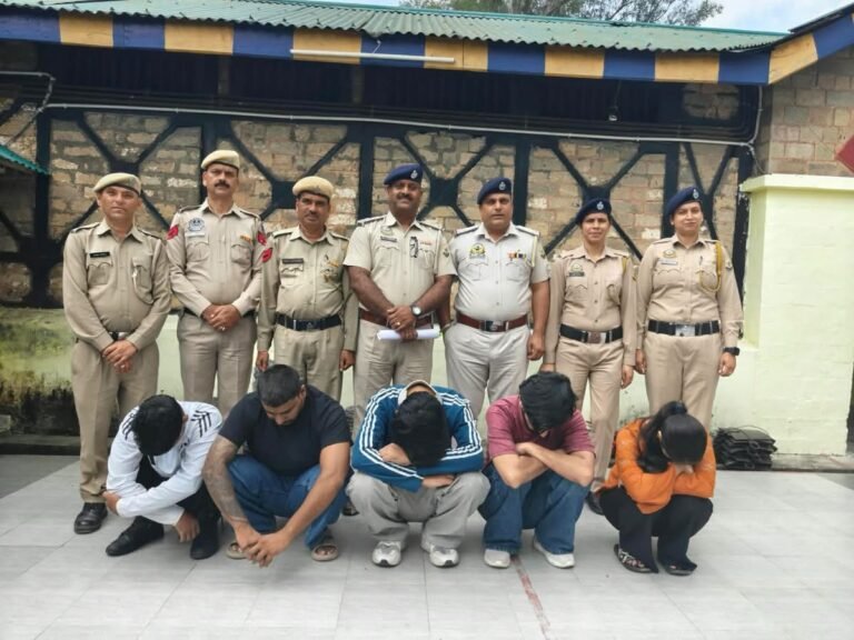 Kangra: कांगड़ा में होटल के कमरे से 7.92 ग्राम चिट्टा बरामद, 5 आरोपी गिरफ्तार; CIA टीम की पालमपुर में बड़ी कार्रवाई